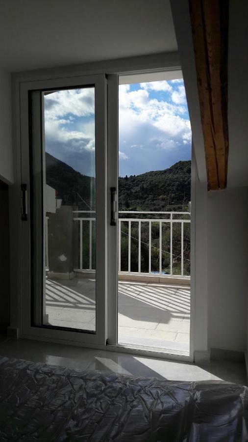 Kallimos Vasiliki  Bagian luar foto